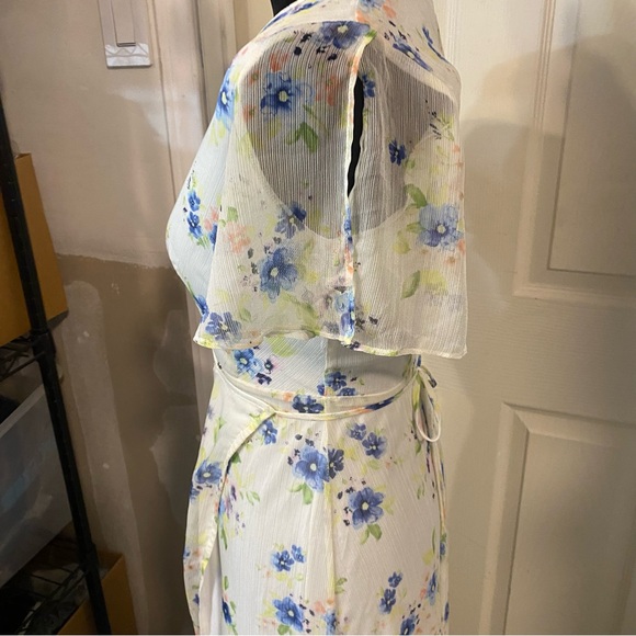 Altar’d  State Maxi Floral Wrap Dress in White womens Small white short sleeve - Picture 4 of 13
